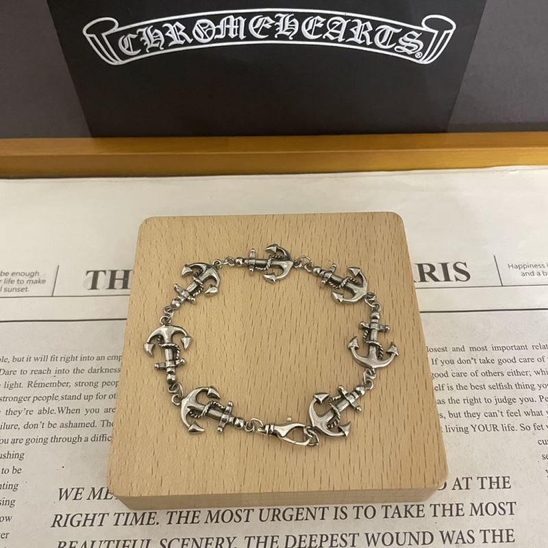 Ch**me He**ts bracelets